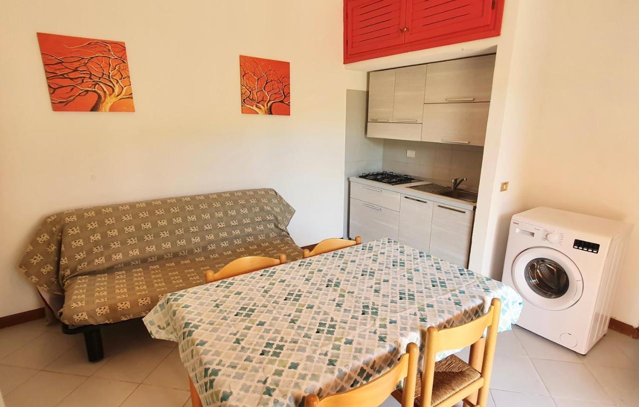 Iss Travel, Le Carrube Two Bedrooms Apartments With Air Conditioning San Teodoro  Εξωτερικό φωτογραφία