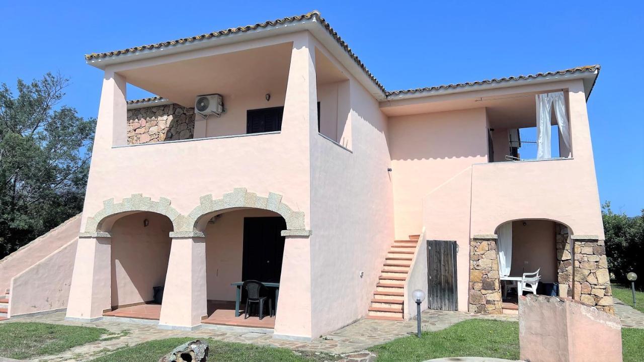 Iss Travel, Le Carrube Two Bedrooms Apartments With Air Conditioning San Teodoro  Εξωτερικό φωτογραφία